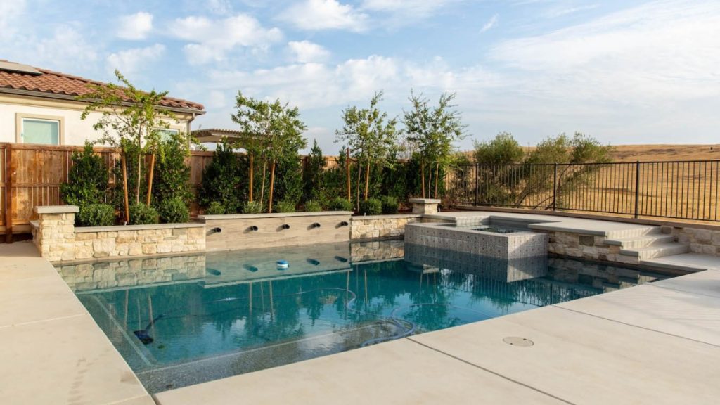 How to Plan and Budget for a Swimming Pool Renovation